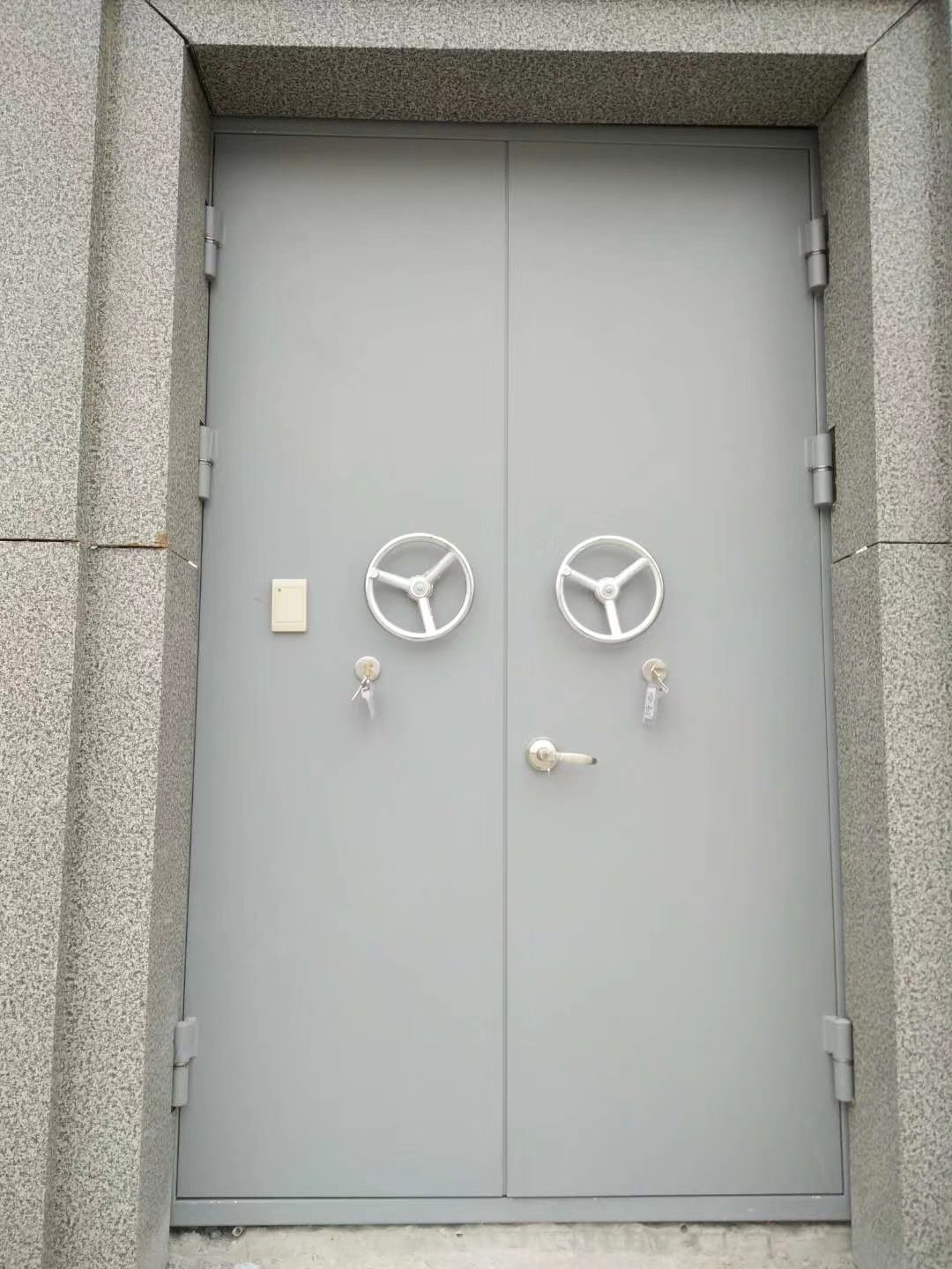断桥铝异形窗
