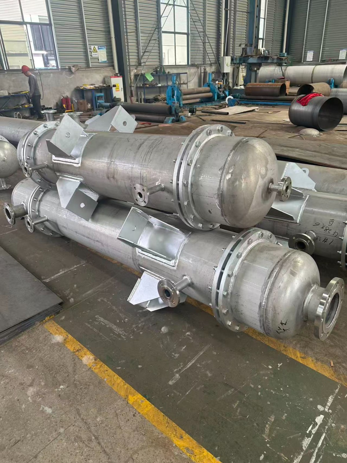 开封曦豪不锈钢冷凝器曦豪不锈钢冷凝器现货展示