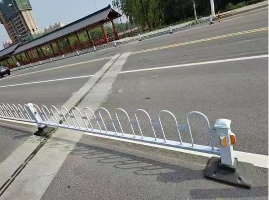 波形梁护栏