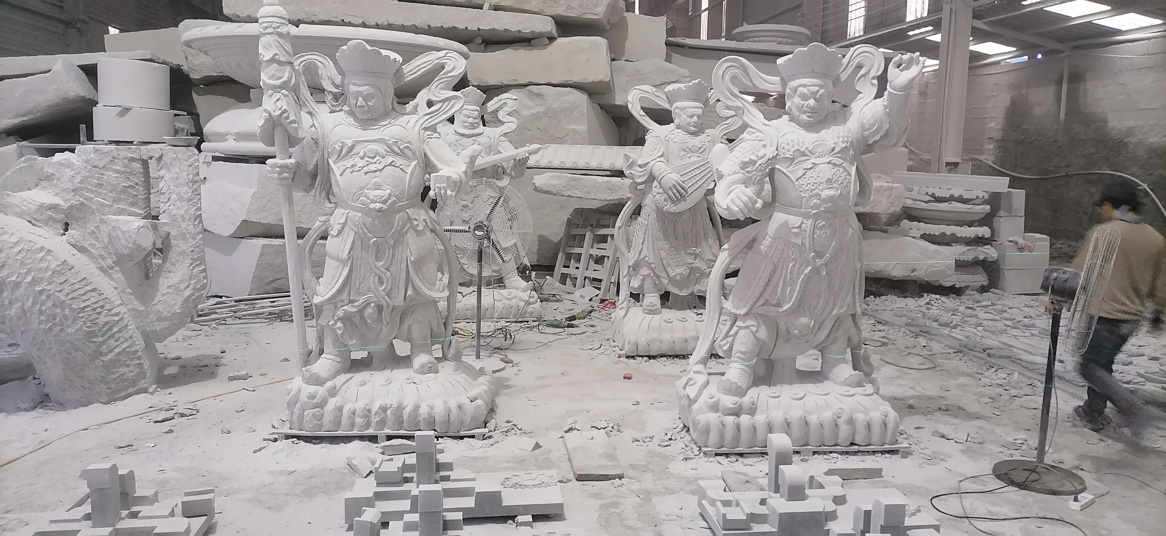 烟台辉耀石材石雕佛像公司展示