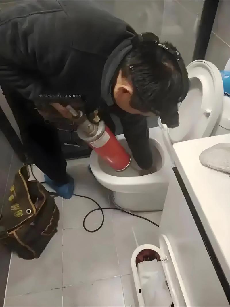 天津嘉宝管道疏通职业下水道疏通联系方式实拍