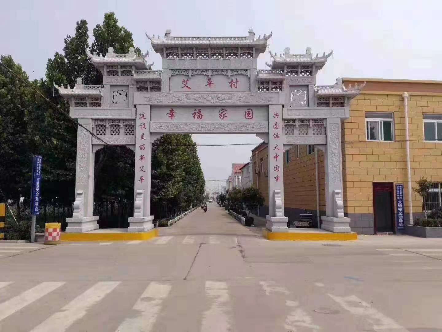 新疆旭源石雕石牌坊哪个厂家做得好实拍