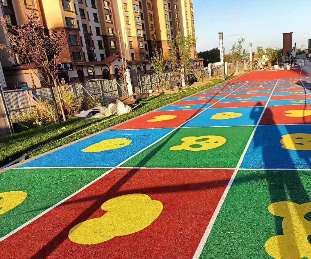 内江蓝石彩色路面蓝石彩色路面服务场景