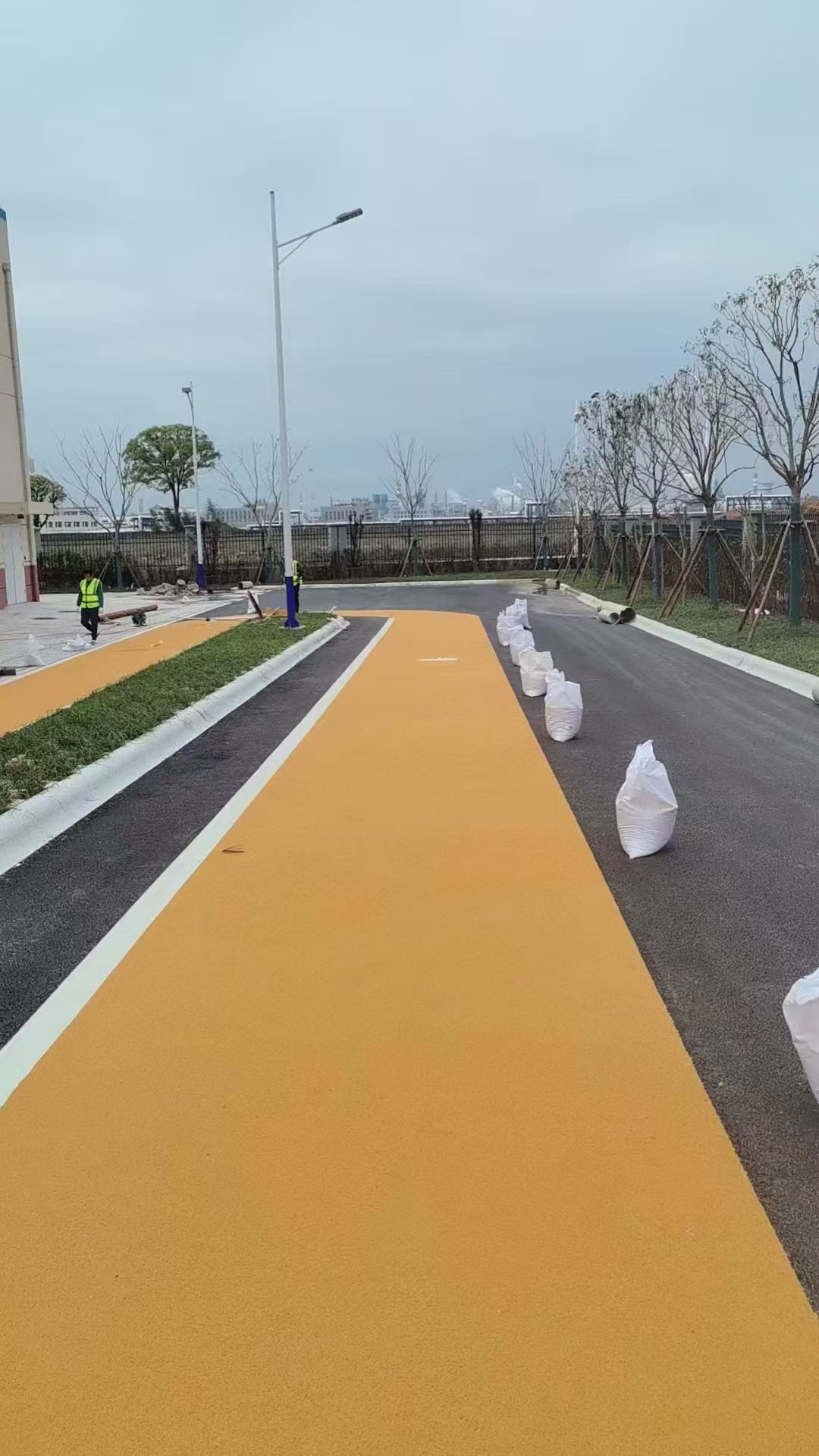 内江蓝石彩色路面mma彩色防滑路面施工案例图片