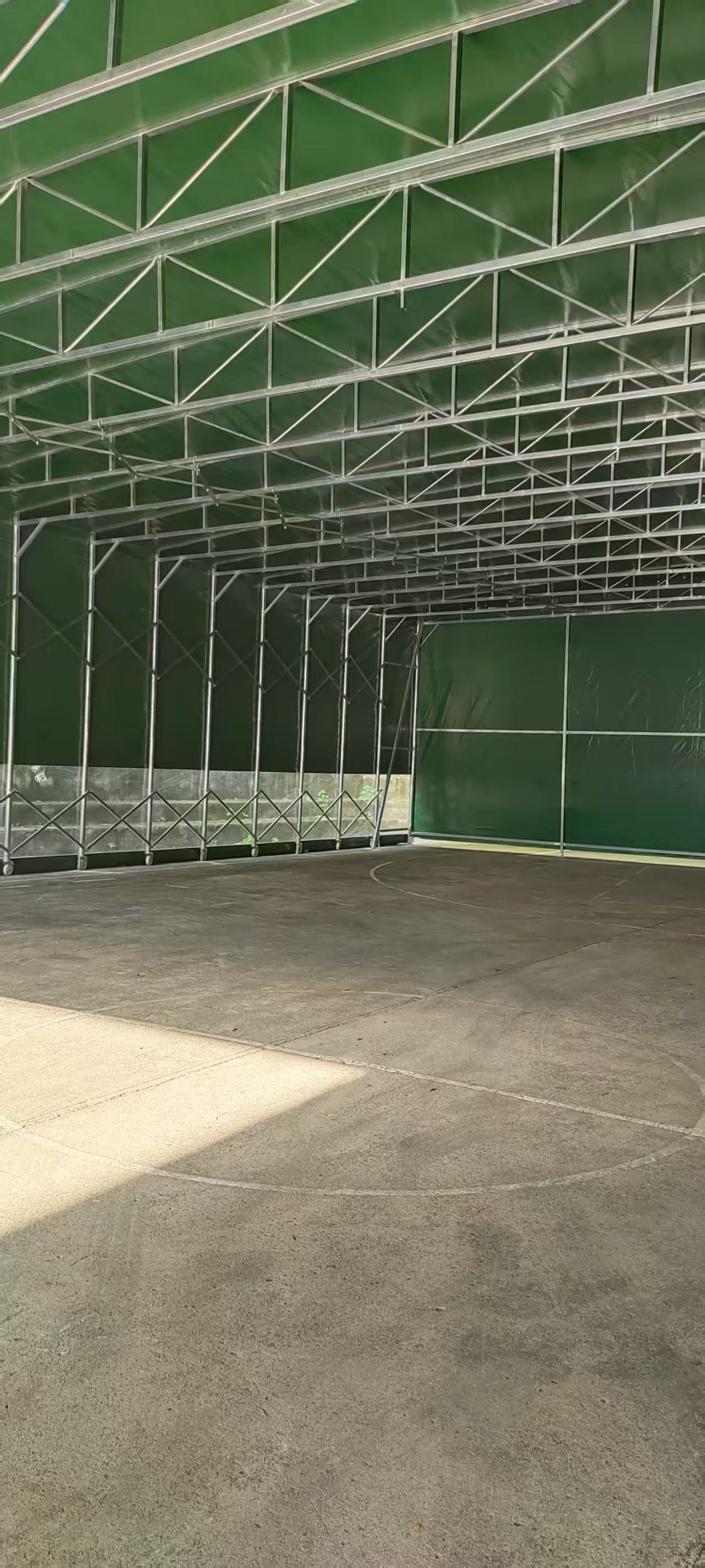 江岸诚瑞卓金属移动雨棚厂家推荐实拍