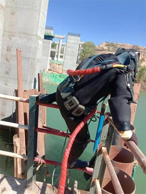 乌海蓝翼救援应急靠谱的水下工程公司实拍