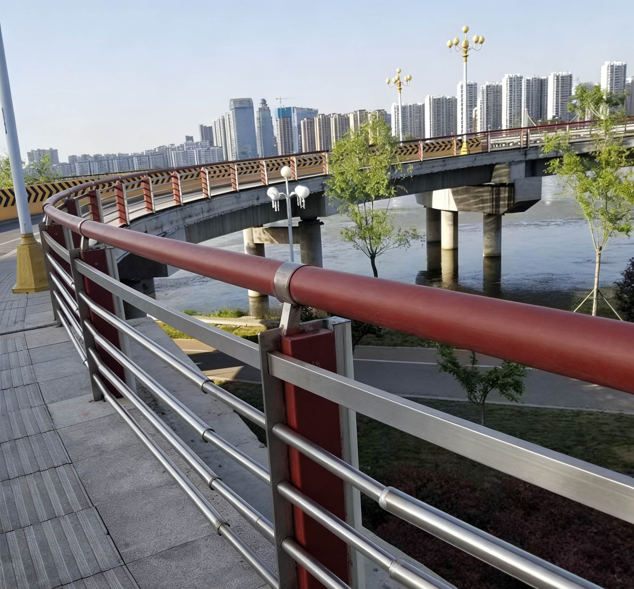 枣庄口碑好的不锈钢复合管护栏厂家展示