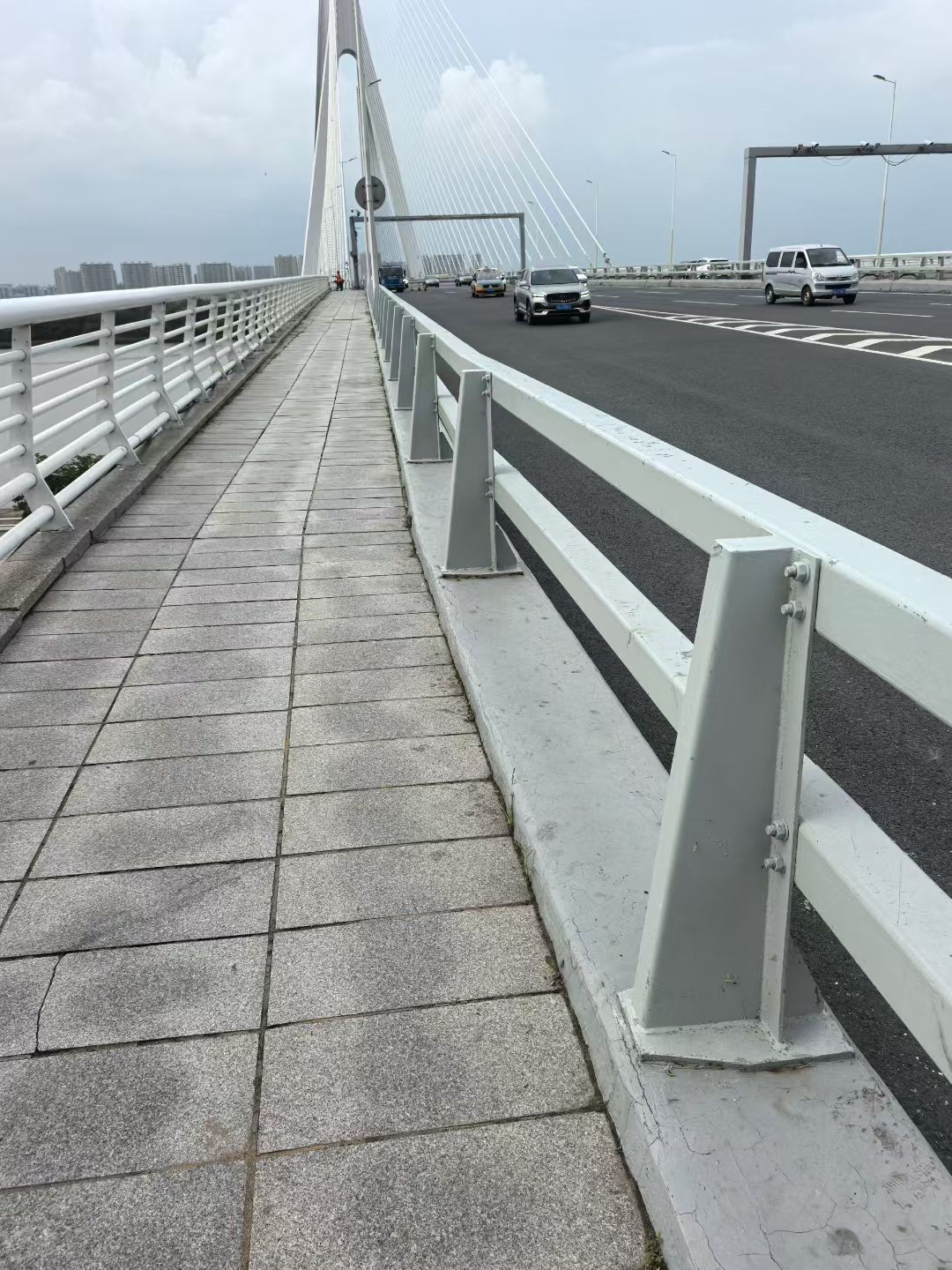 铝合金护栏