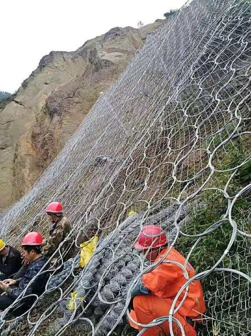 铅丝石笼
