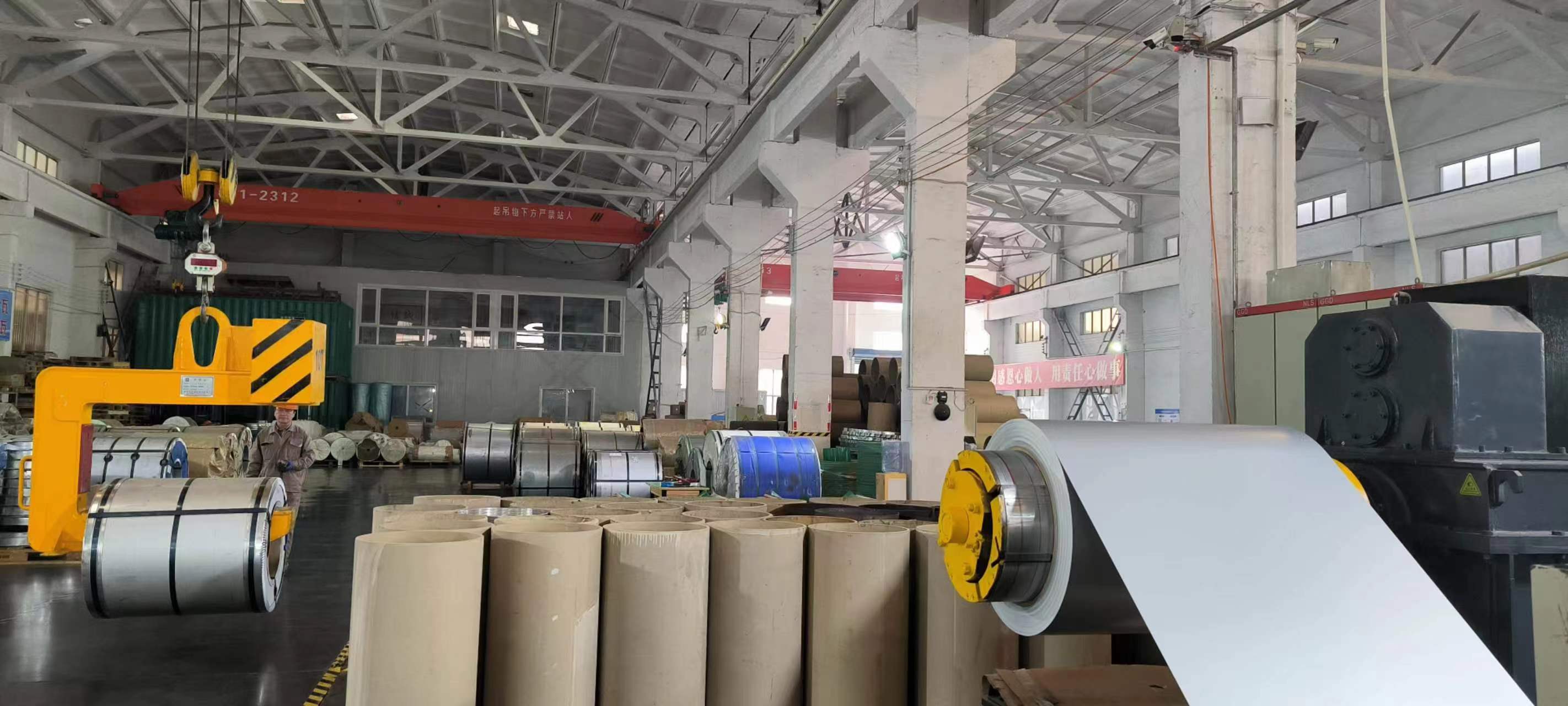 广东海纳建材覆膜防腐钢板实拍