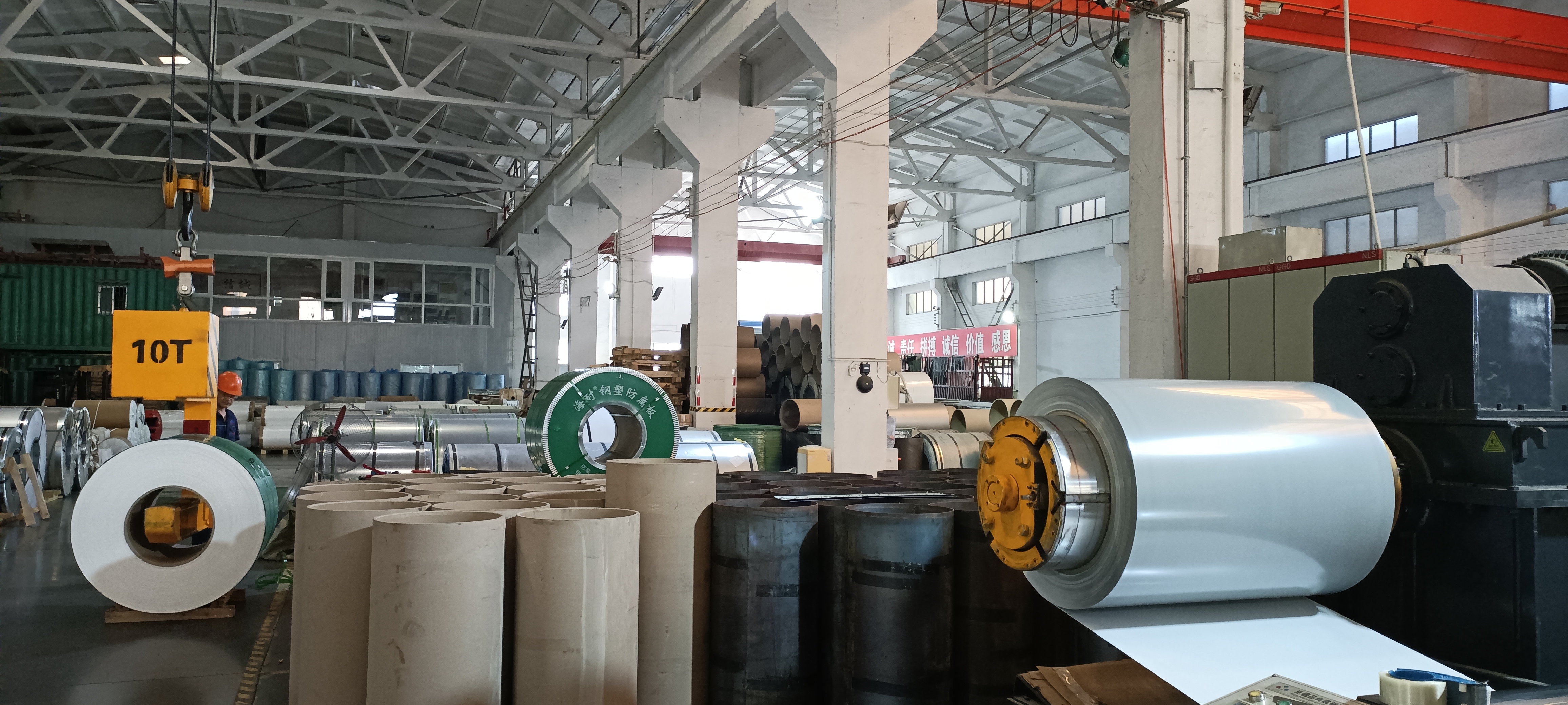 广东海纳建材覆膜防腐钢板展示