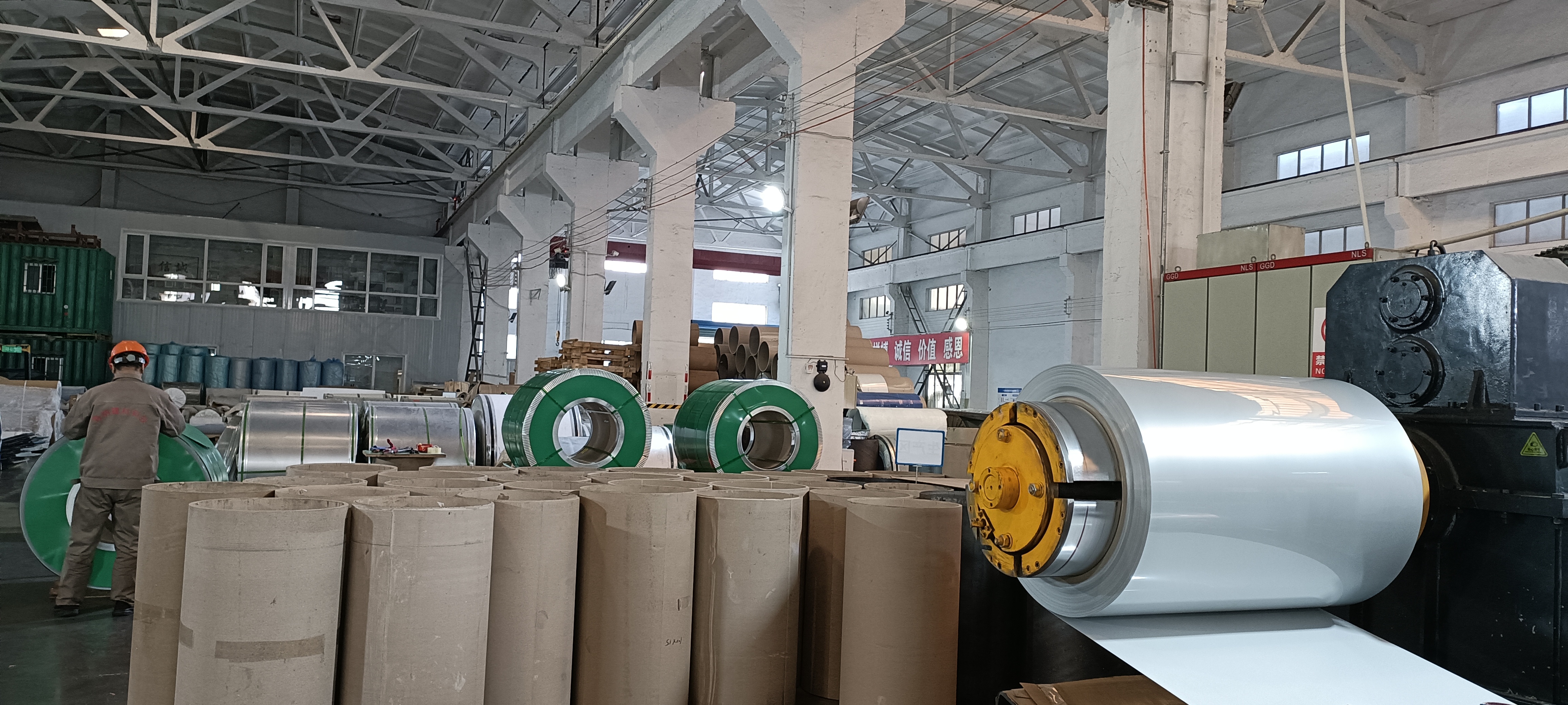 广东海纳建材TPO 钢塑瓦厂家实拍